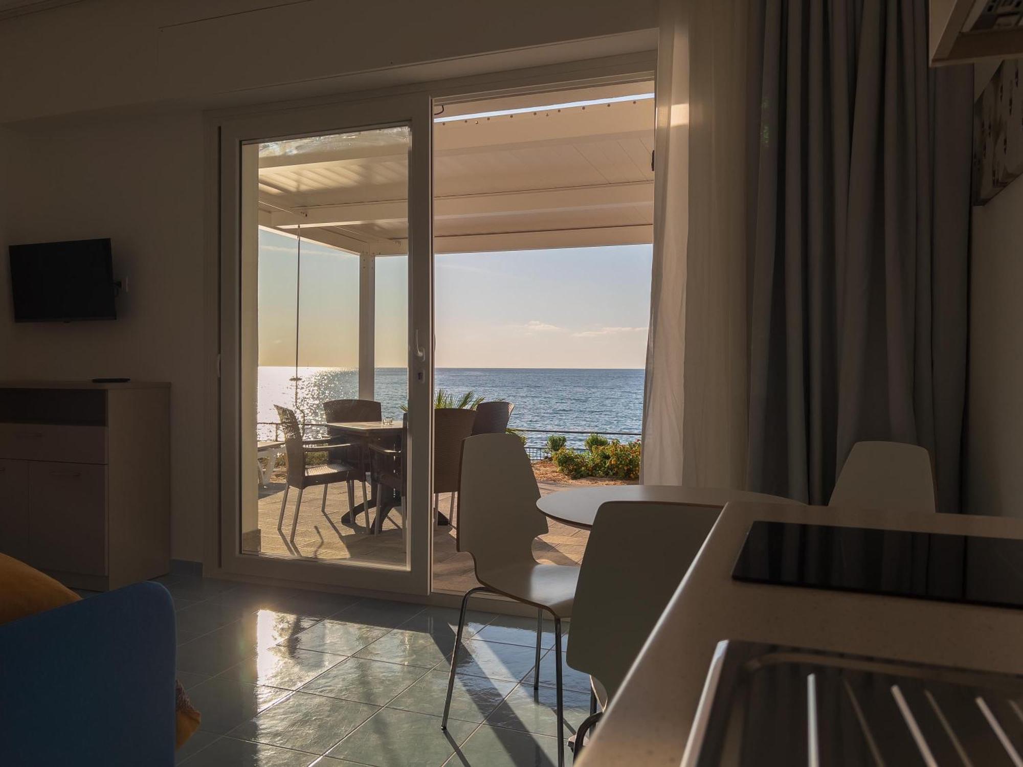 Residence Pietre Bianche Aparthotel Pizzo  Luaran gambar