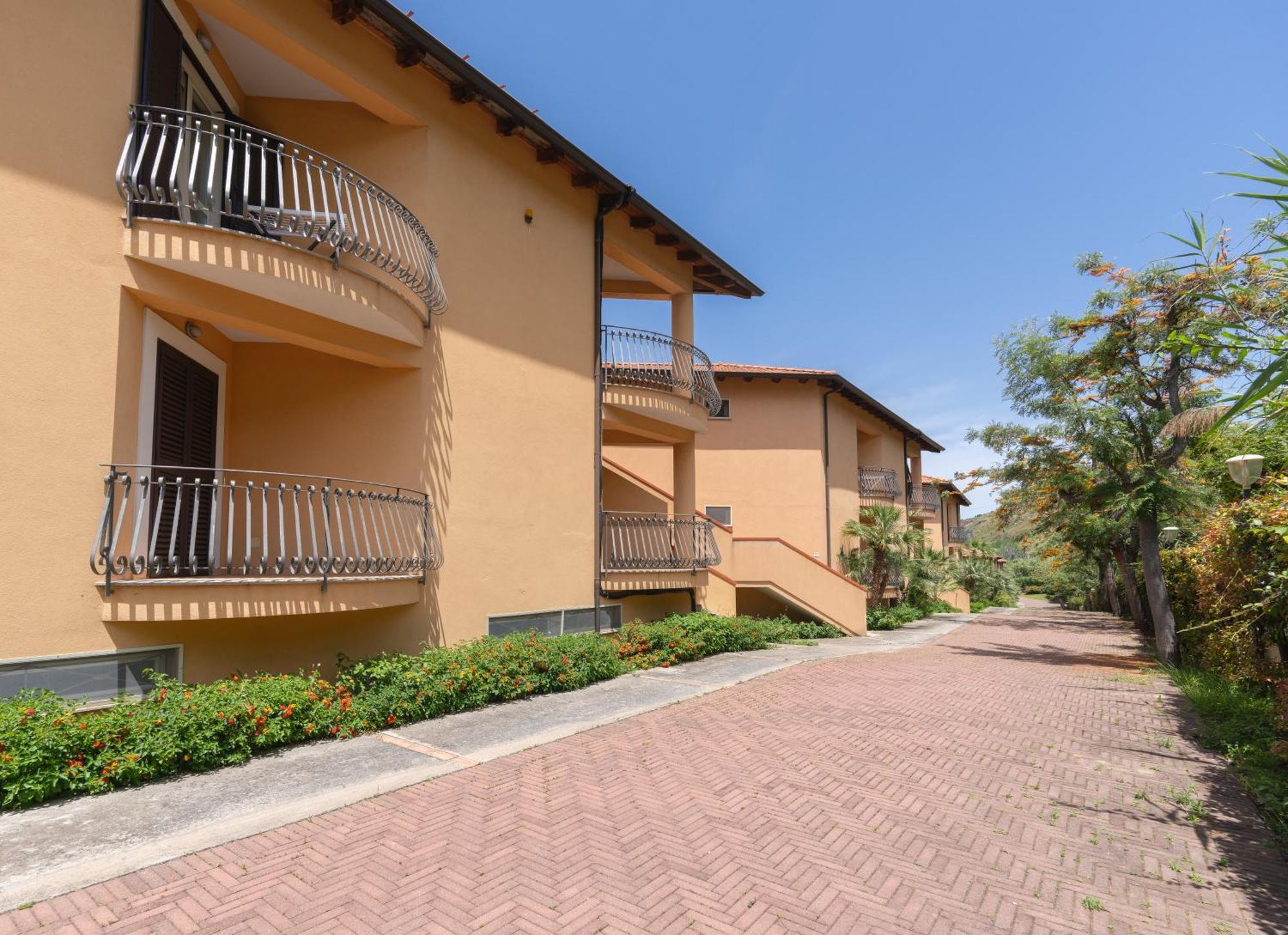 Residence Pietre Bianche Aparthotel Pizzo  Luaran gambar