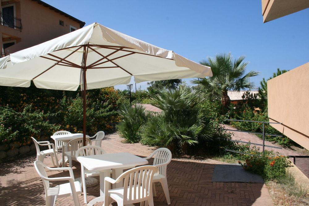 Residence Pietre Bianche Aparthotel Pizzo  Luaran gambar